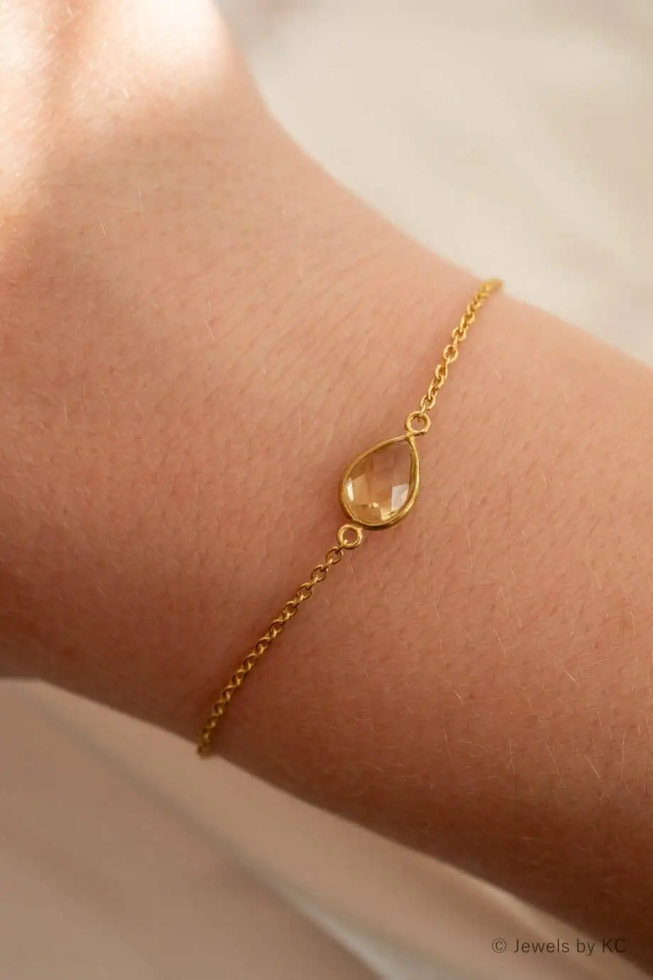 Gouden edelsteen armband met geel Citrien edelsteentje van Goud op Zilver