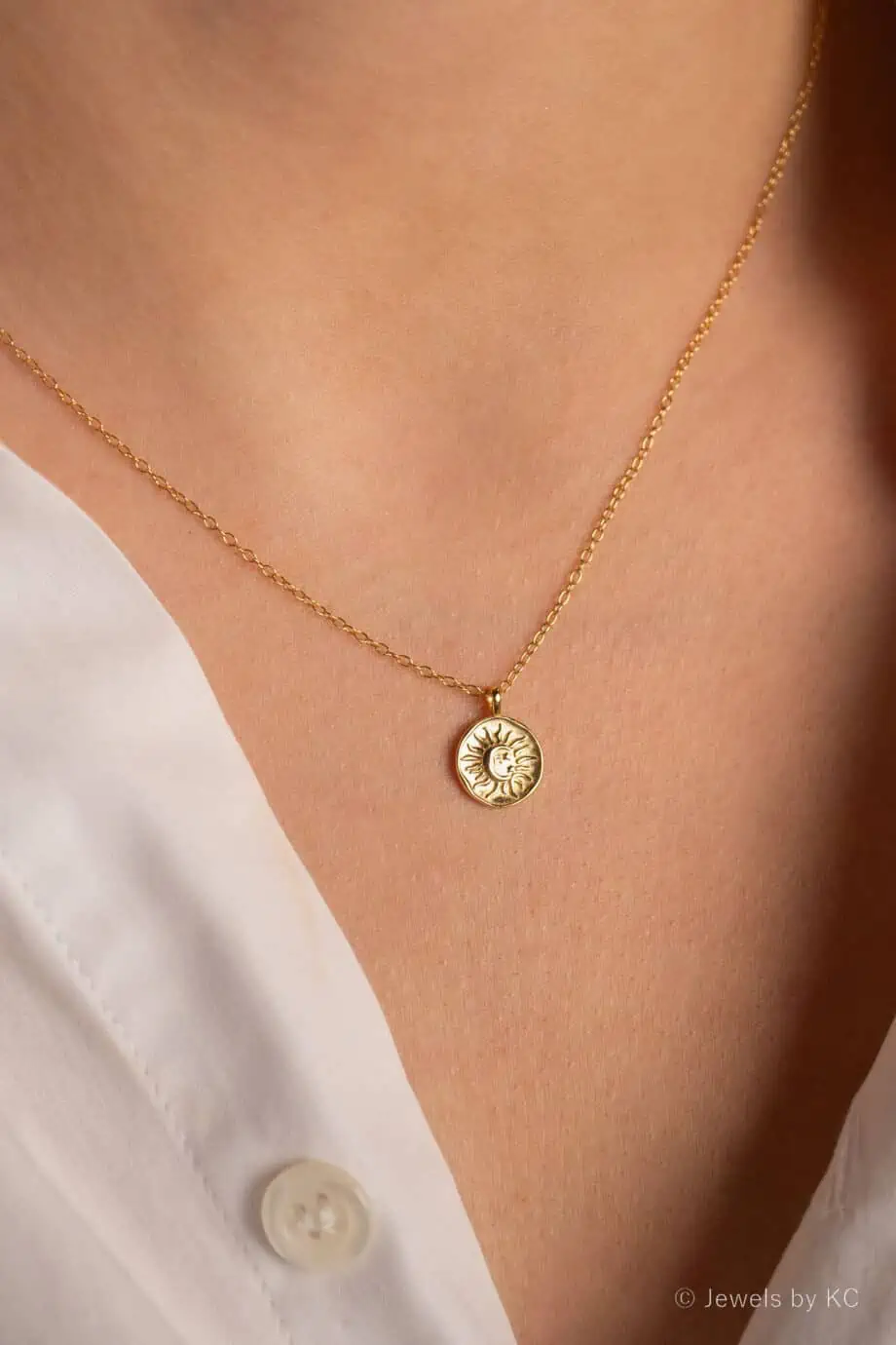 Gouden ketting met maan zon hangertje sun and moon zonnetje maantje van Goud op Zilver