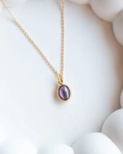 Amethist ketting met gouden edelsteen hangertje ovaal paarse amethyst geboortesteen februari edelsteen kettingen van goud op zilver