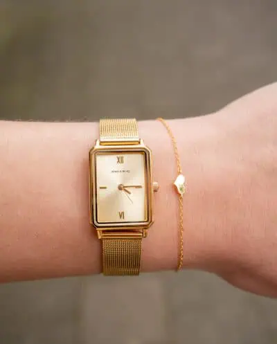 Gouden dames horloge goud vierkant wijzerplaat met mesh milanese bandje hartjes armbandje van Goud op zilver Stainless steel