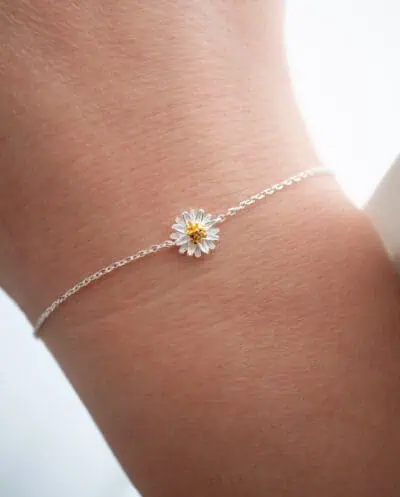 Zilveren armbandje met bloem madeliefje bloemetje bedel van Sterling Zilver armband