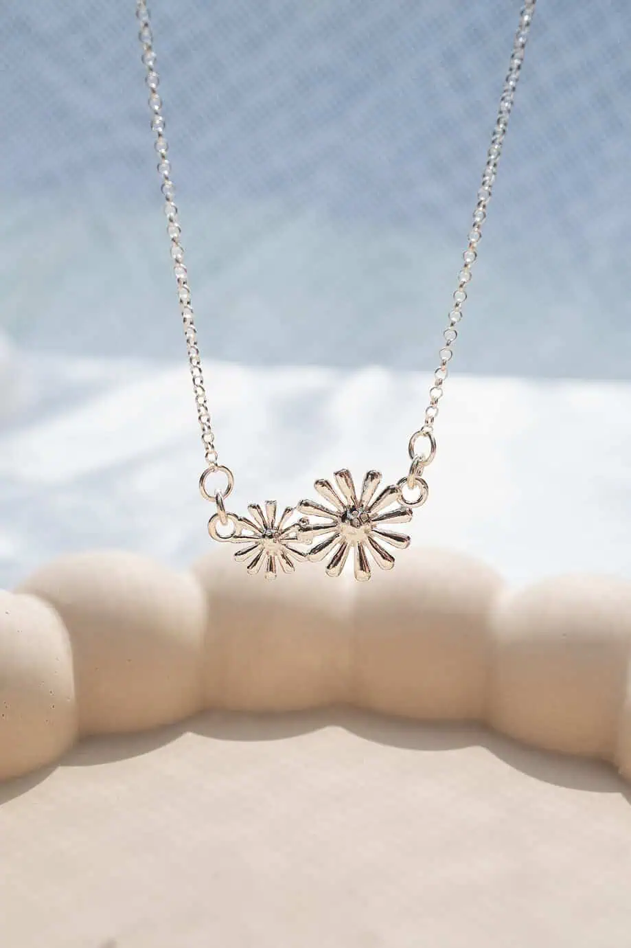 Zilveren ketting met bloemetjes bloemen kettinkje van sterling zilver flower necklace silver