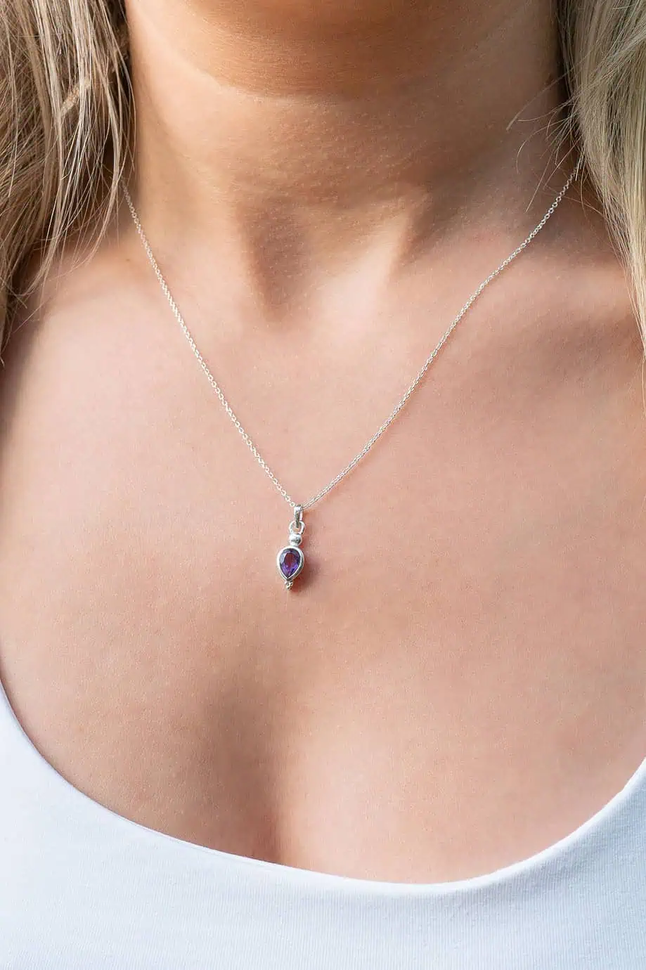 Zilveren ketting met paars edelsteentje amethist geboortesteen kettinkje februari paars steentje amethyst van sterling zilver