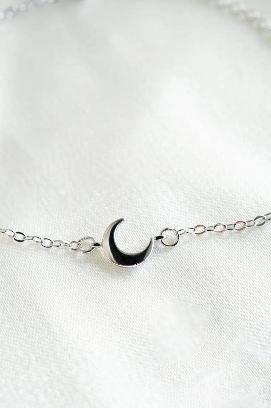 Zilveren maan armbandje maantje crescent moon bracelet armband van sterling zilver