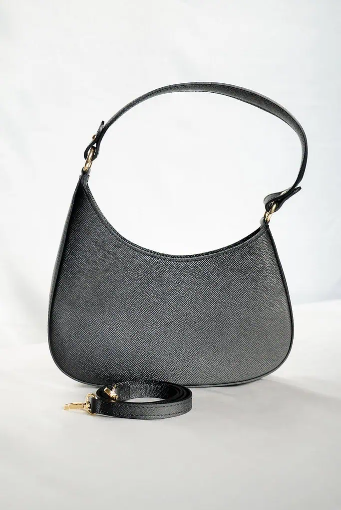 Zwarte crescent moon tas schoudertasje dames van italiaans leer designer dupe zwart tasje handtas the row look-alike -2