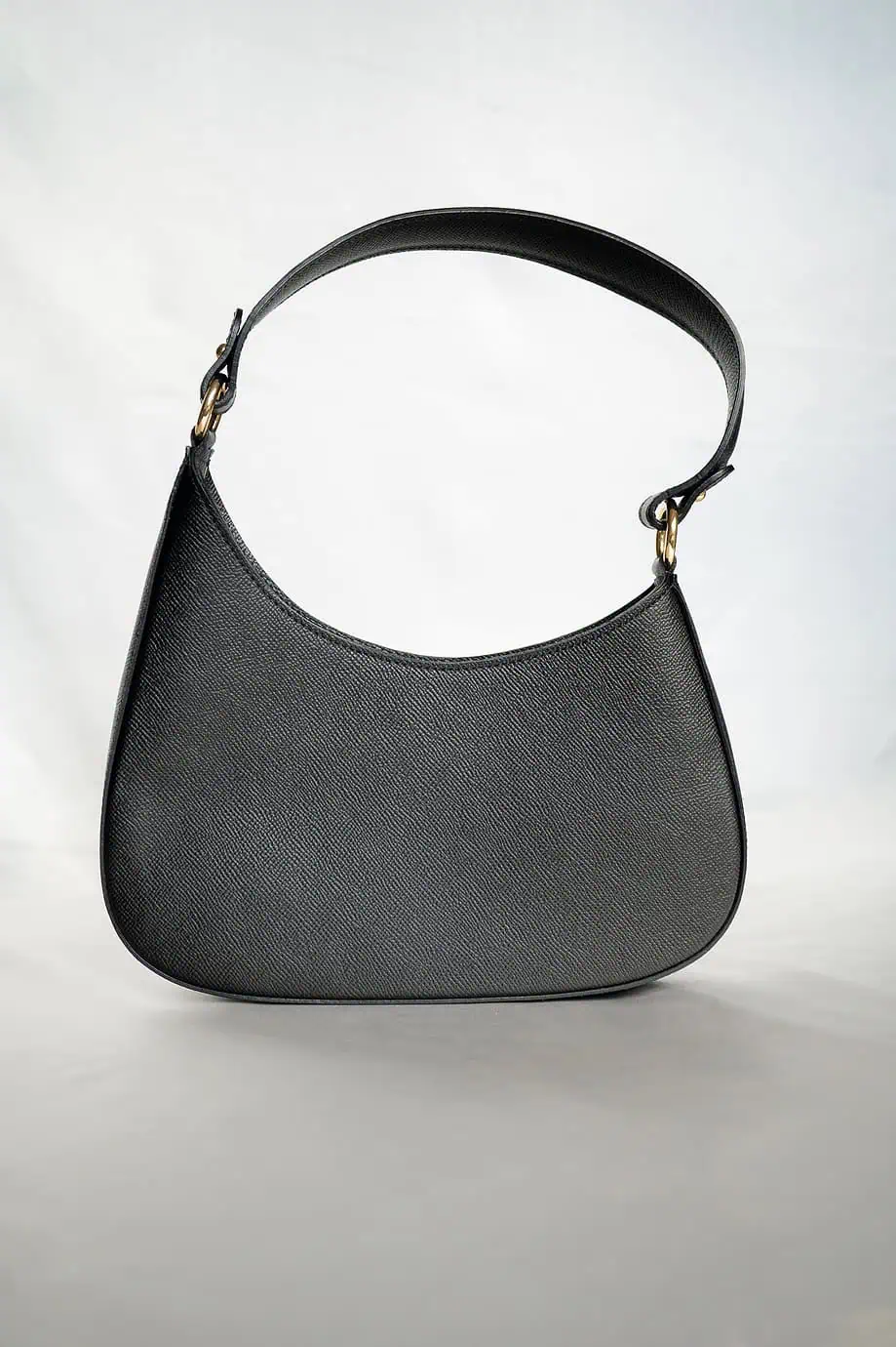 Zwarte crescent moon tas schoudertasje dames van italiaans leer designer dupe zwart tasje handtas the row look-alike -5