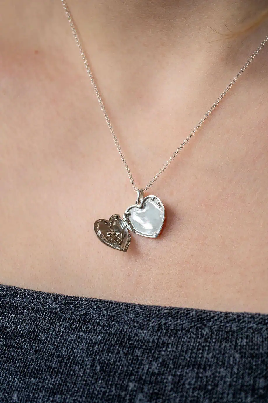 Zilveren Hartje Medaillon Hanger - Foto Locket met Gravure